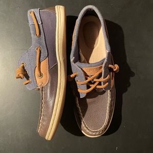 Women’s 7.5 Sperry Shoes